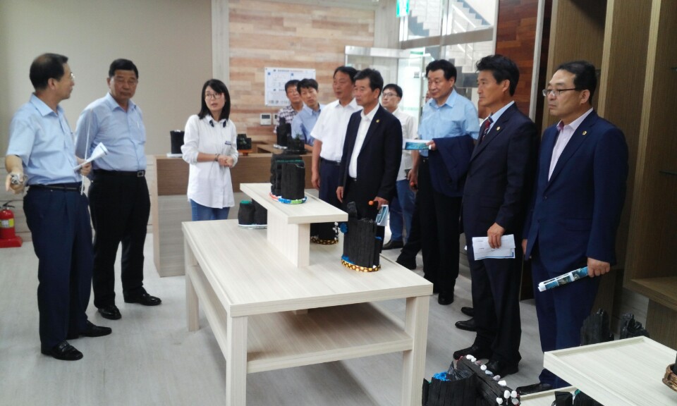 충청북도의회 산업경제위, 농어촌테마공원 현장방문 - 3