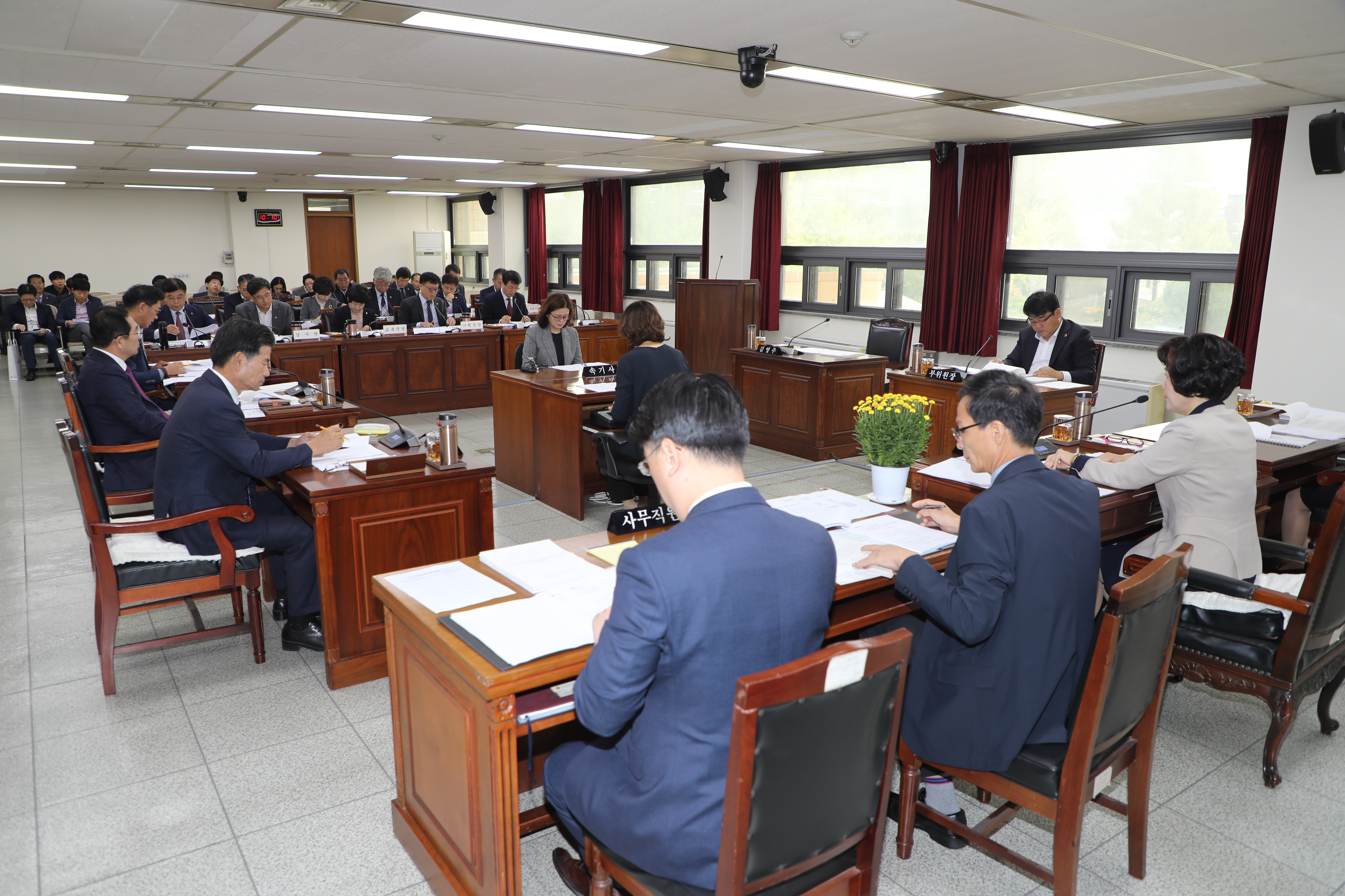 교육위원회 제1차 위원회 조례안 심사  - 2