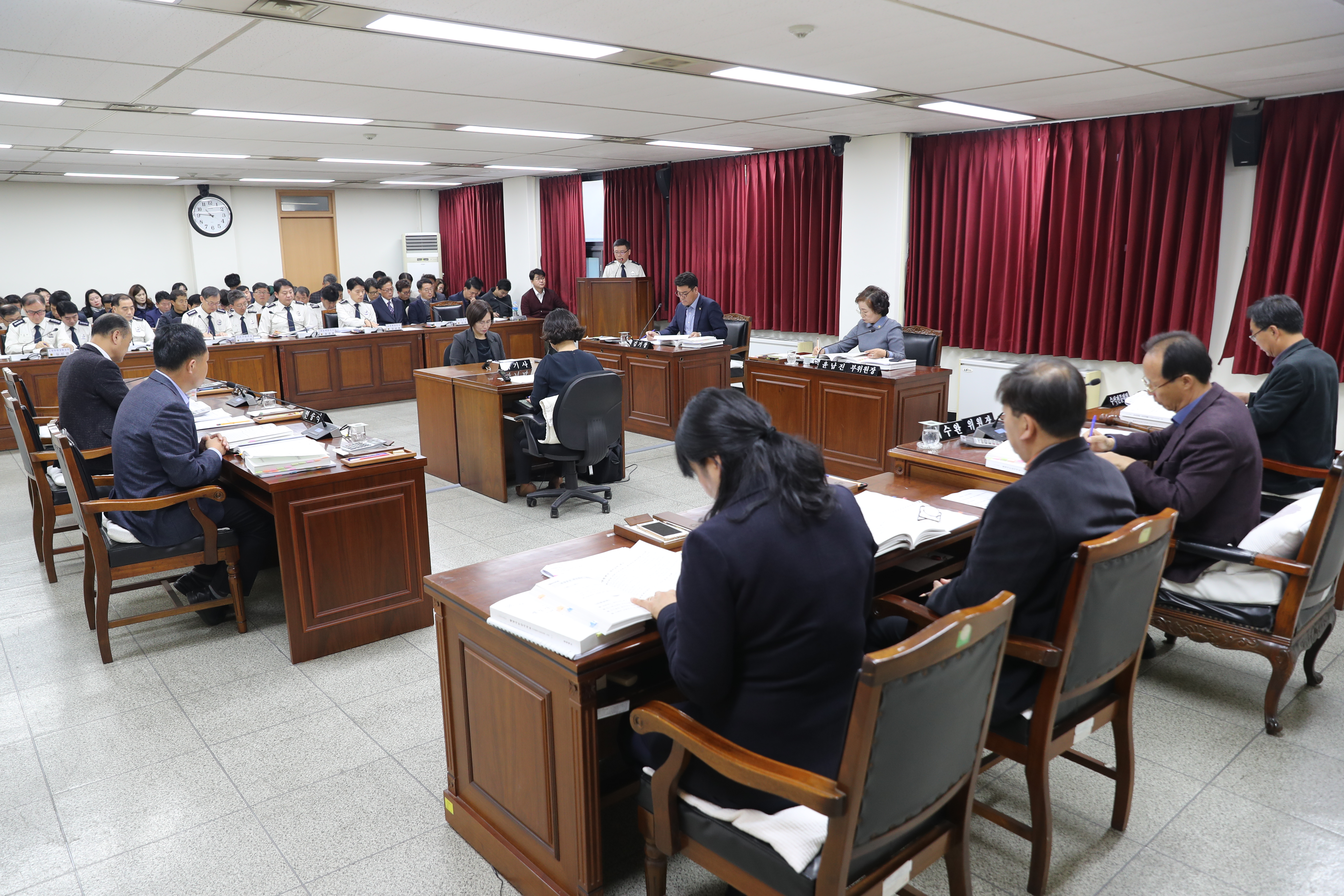 건설환경소방위원회 소방공무원 기강확립 촉구 - 2