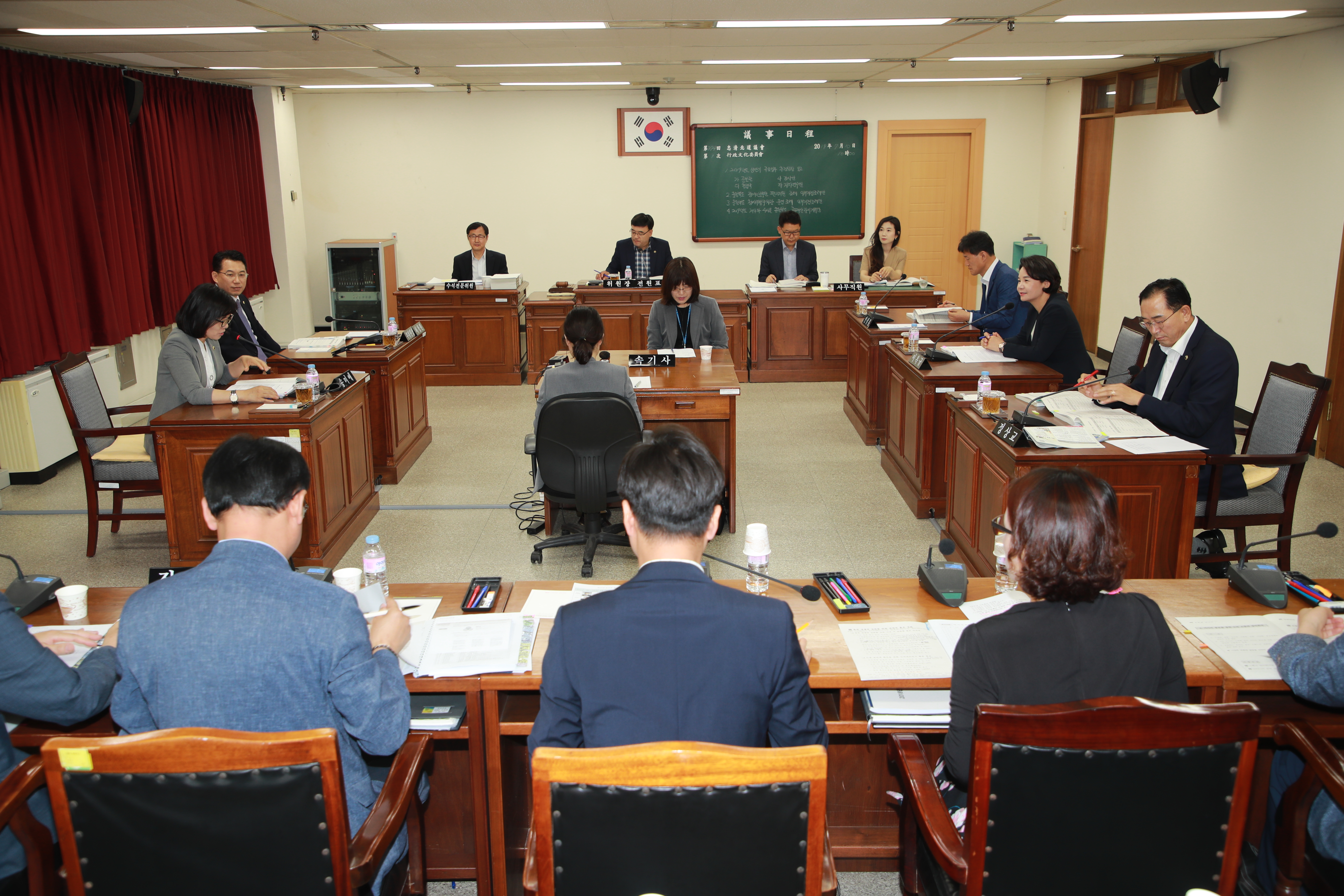 제374회 임시회 행정문화위원회 2019년 상반기 주요업무 추진상황 청취 - 1