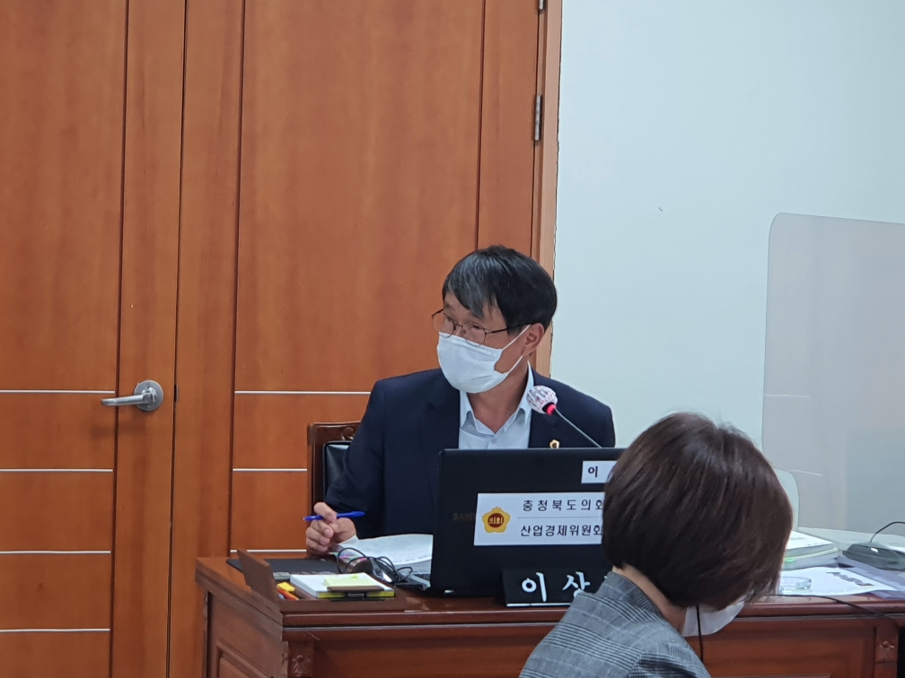농작물 재해보험 개선과 농업재해 근본대책 수립 위한 대정부건의안 채택 - 1