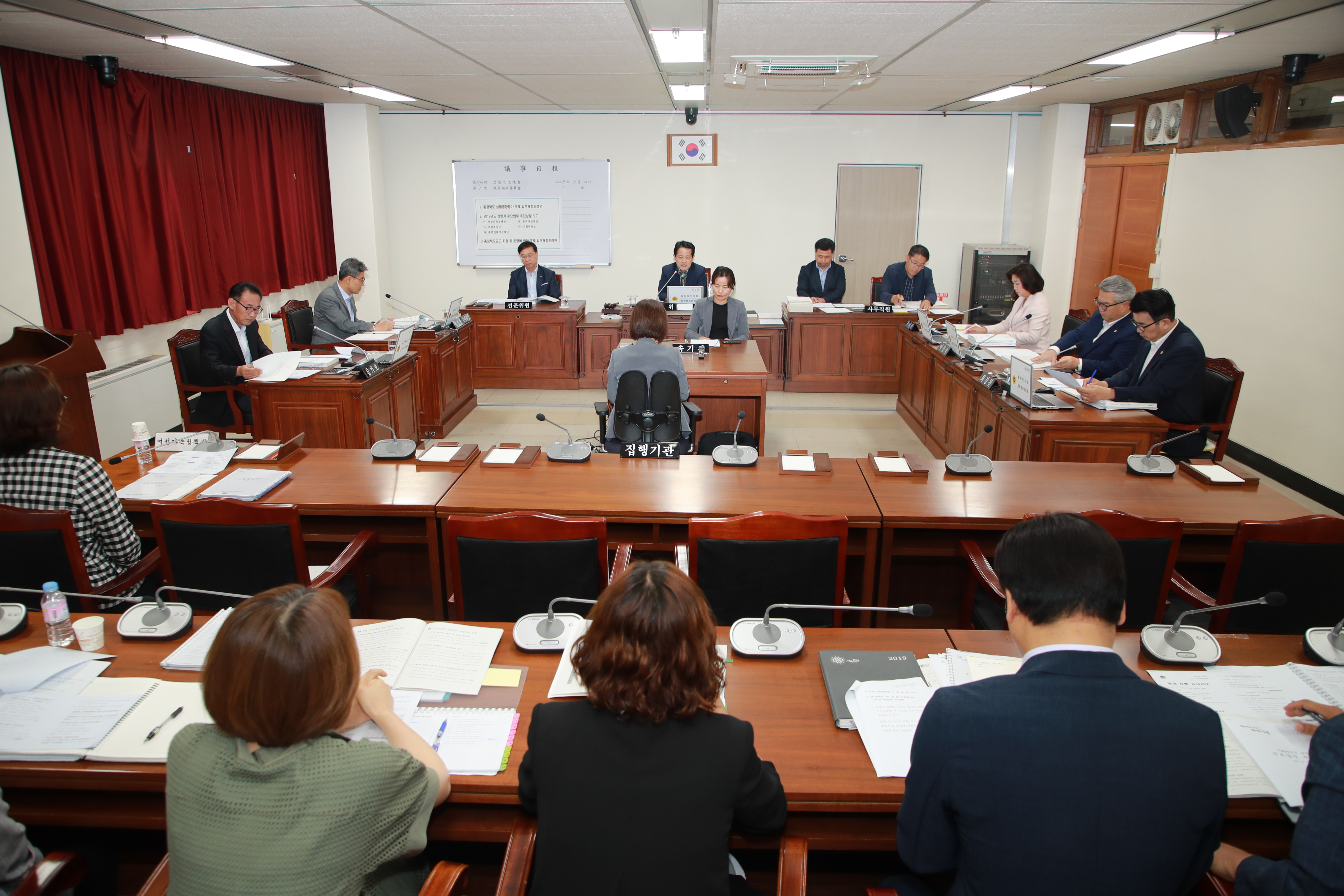 제374회 임시회 제1차 정책복지위원회 개의 - 1