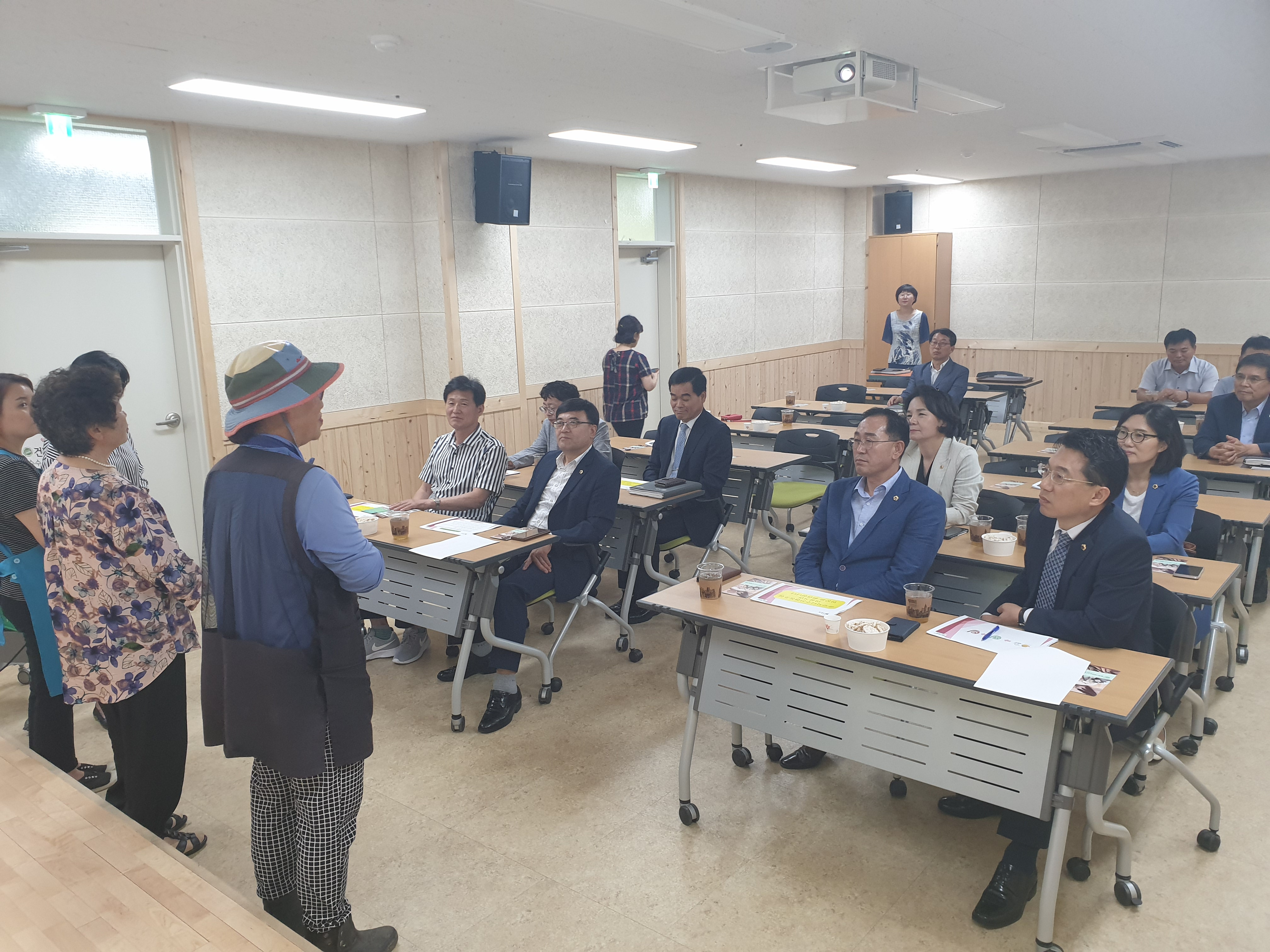 제373회 정례회 행정문화위원회, 마을기업 운영현황 점검 - 3
